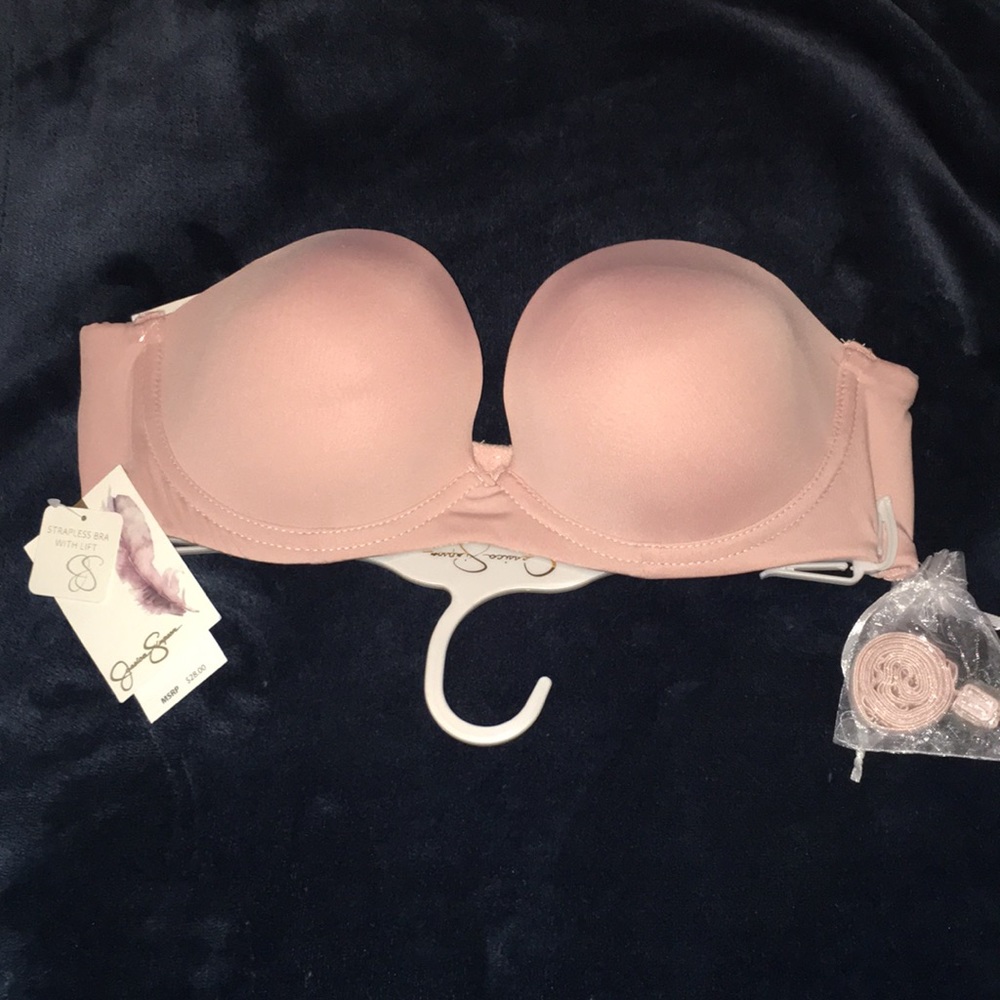 🌷NWT Jessica Simpson convertible bra